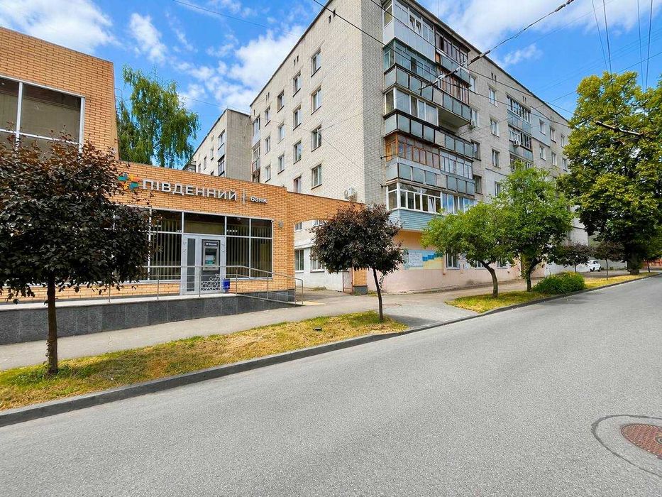 ПРОДАЖ 3-кімнатної квартири в Центрі міста по вул. П`ятницька