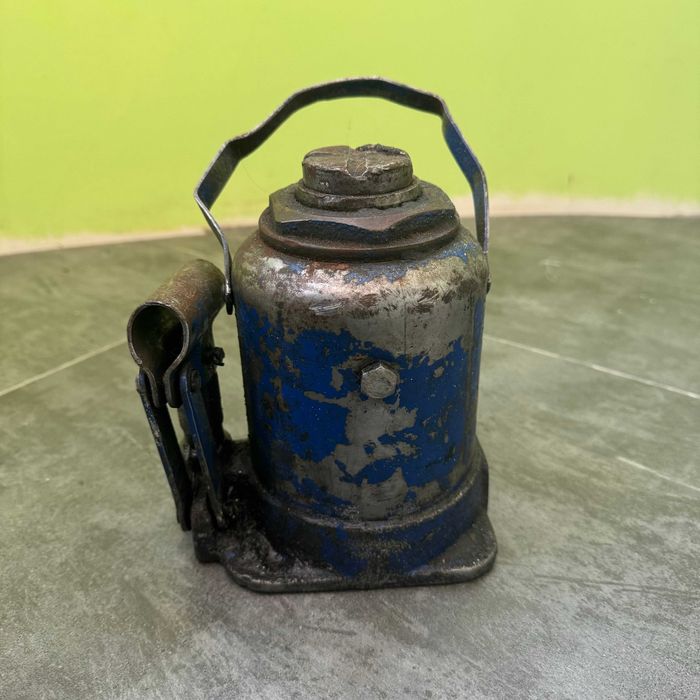 Домкрат гідравлічний 15т