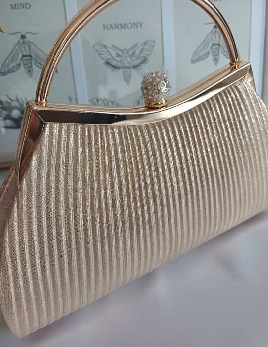Złota Torebka Wieczorowa - Karbowana