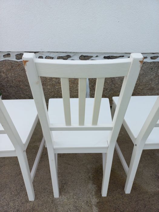Cadeiras Ikea em pinho na cor branco