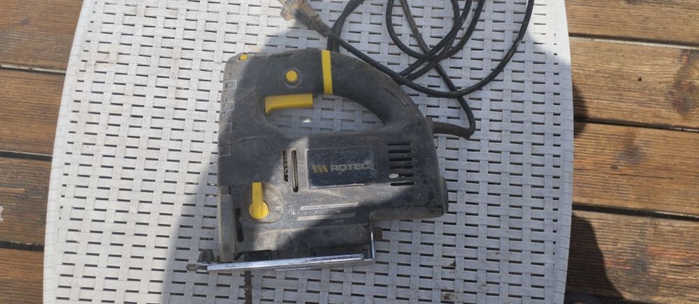 Vendo 3máquinas(Plaina, aparafusadora Pladur, Tico tico