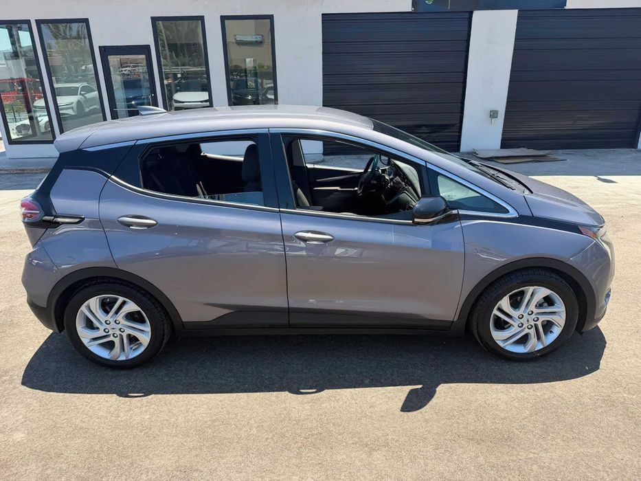 Chevrolet Bolt EV 2LT      2023