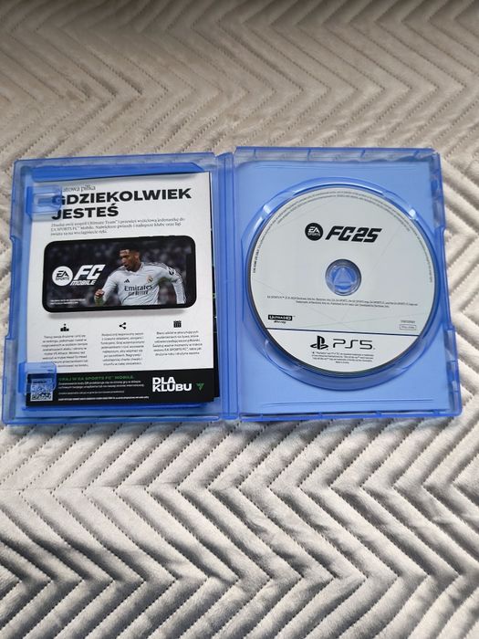Gra FC 25 PS5 jak nowa