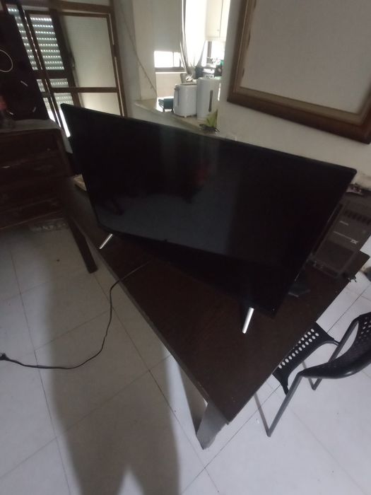 televisao tcl com defeito no ecra