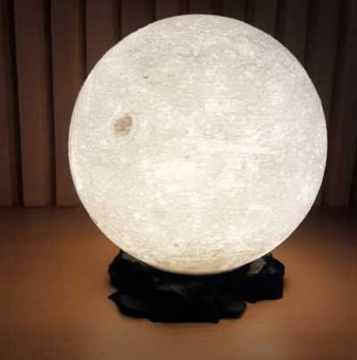 Candeeiro de mesa com iluminação LED - NOVO Ref: LUA445448228428861440
