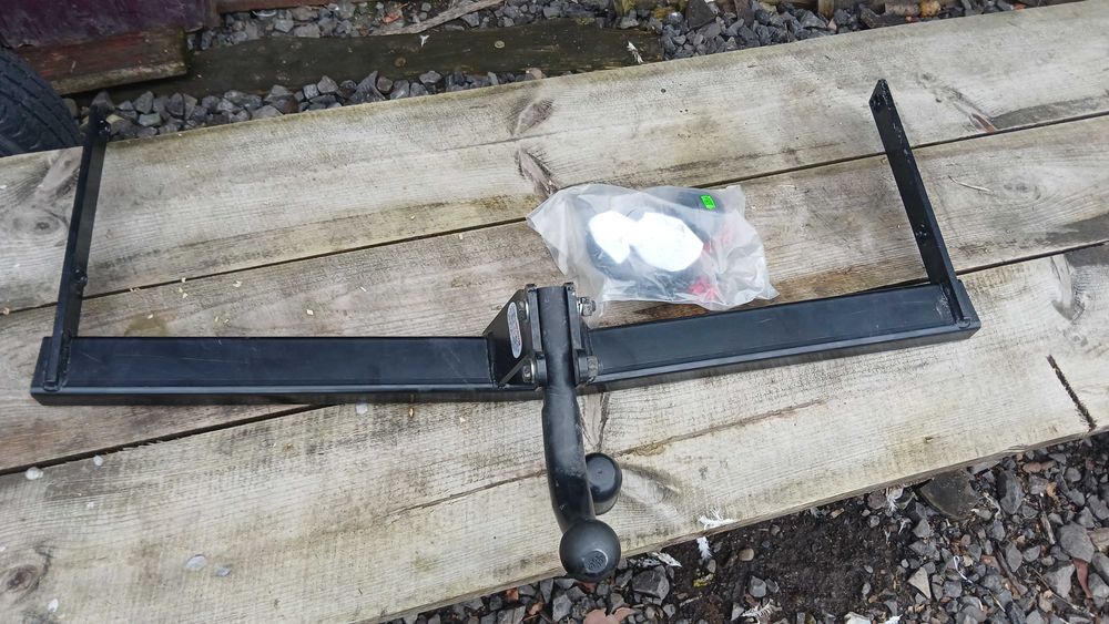 Фаркоп  до Гольф 5/6 Хечбек