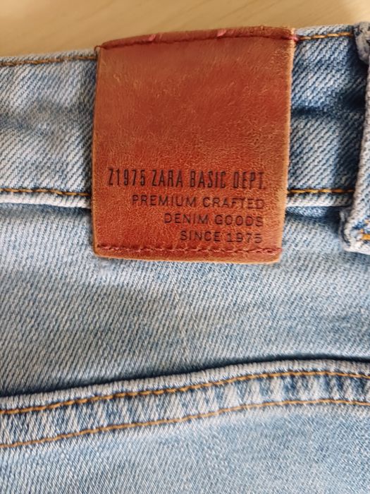 Świetne spodnie dżinsowe Zara 1975 r. 38