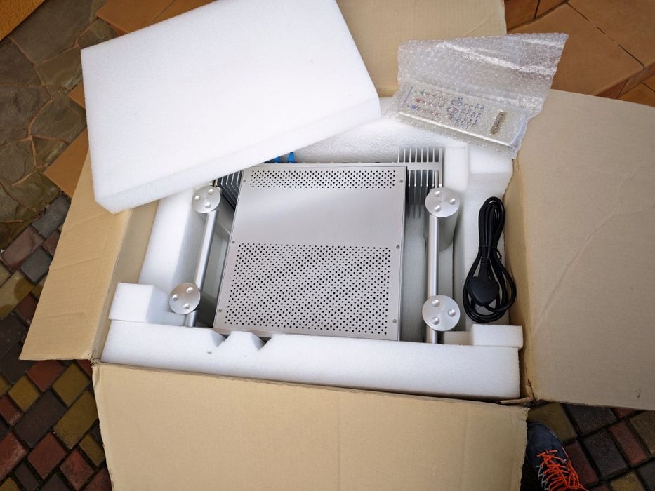 Chord CPM2600 інтегрований підсилювач