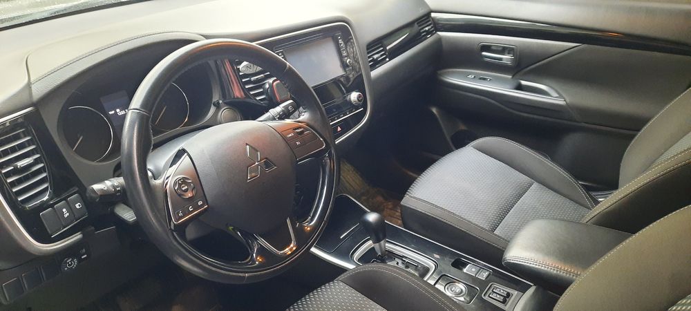 Mitsubishi Outlander 3 2019