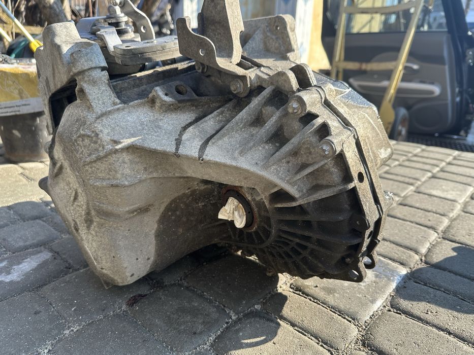 КПП, коробка переключення передач, механіка 2.0 TDCI A20DTH F40 Opel