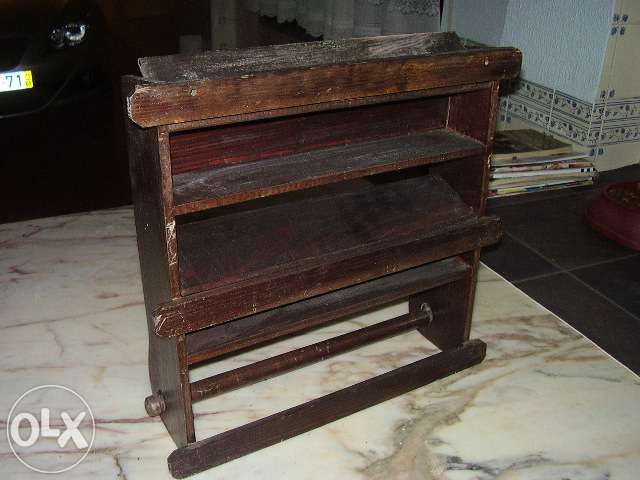 Porta Rolos de Cozinha Rústico em madeira