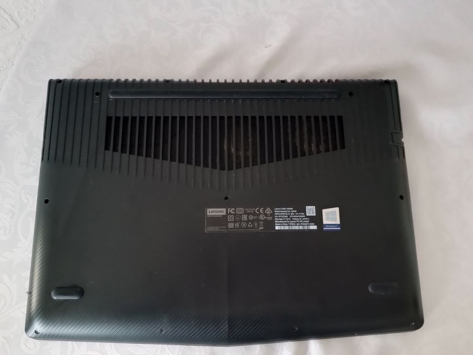 Sprzedam Laptopa Lenovo !