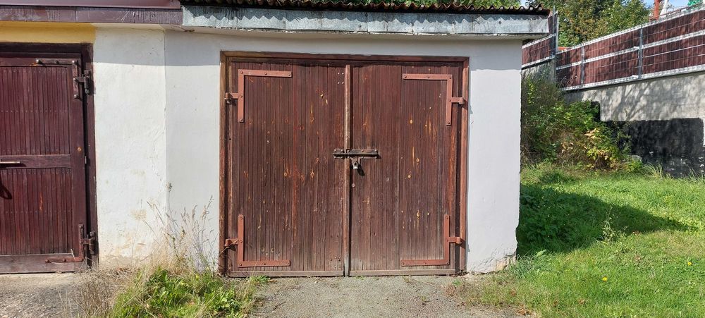 Sprzedam garaż murowany