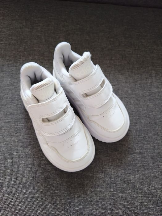 Кросівки Adidas 24 розмір