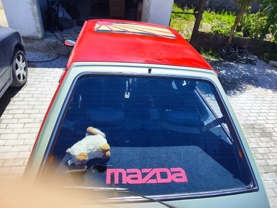 Mazda 323 — fotografia 6