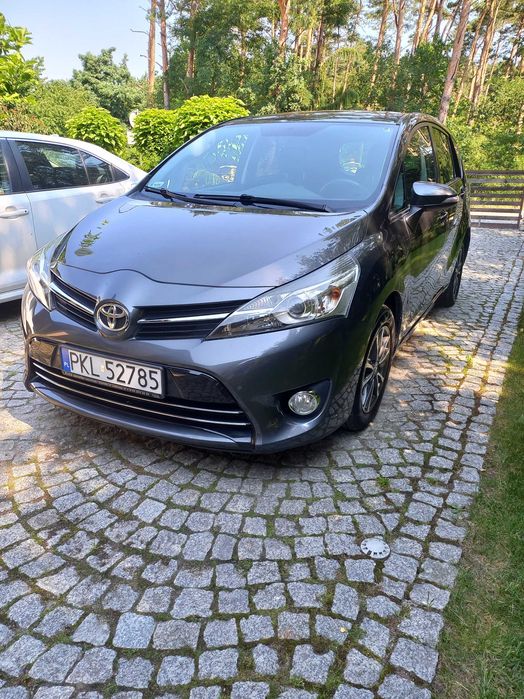 Toyota Verso, niski przebieg, super stan, 7 osobowa