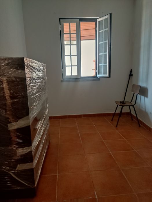 T2 + 1  95m2 úteis 163m2 brutos