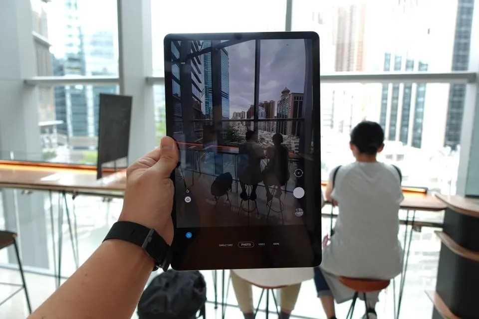 Планшет-телефон-ноутбук Samsung Galaxy 10.9" Global версія, клавіатура UA, стилус, мишка, IP68