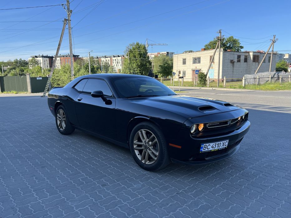Dodge Challenger
