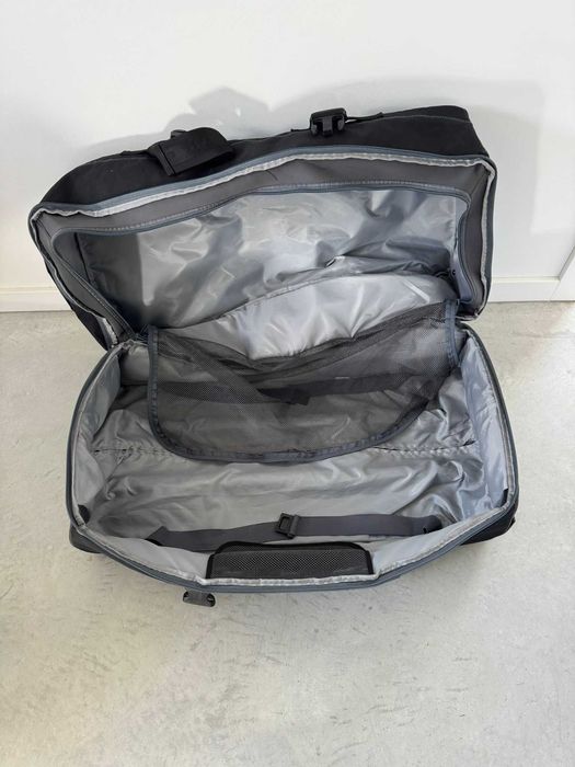 Black H2O Sports Travel Duffle Bag 80L with Wheels