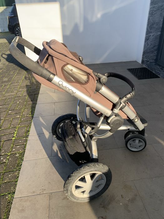 Carrinho passeio Quinny