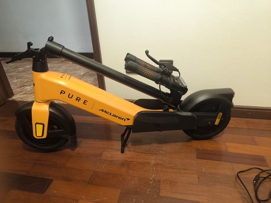 Trotinete Pure McLaren