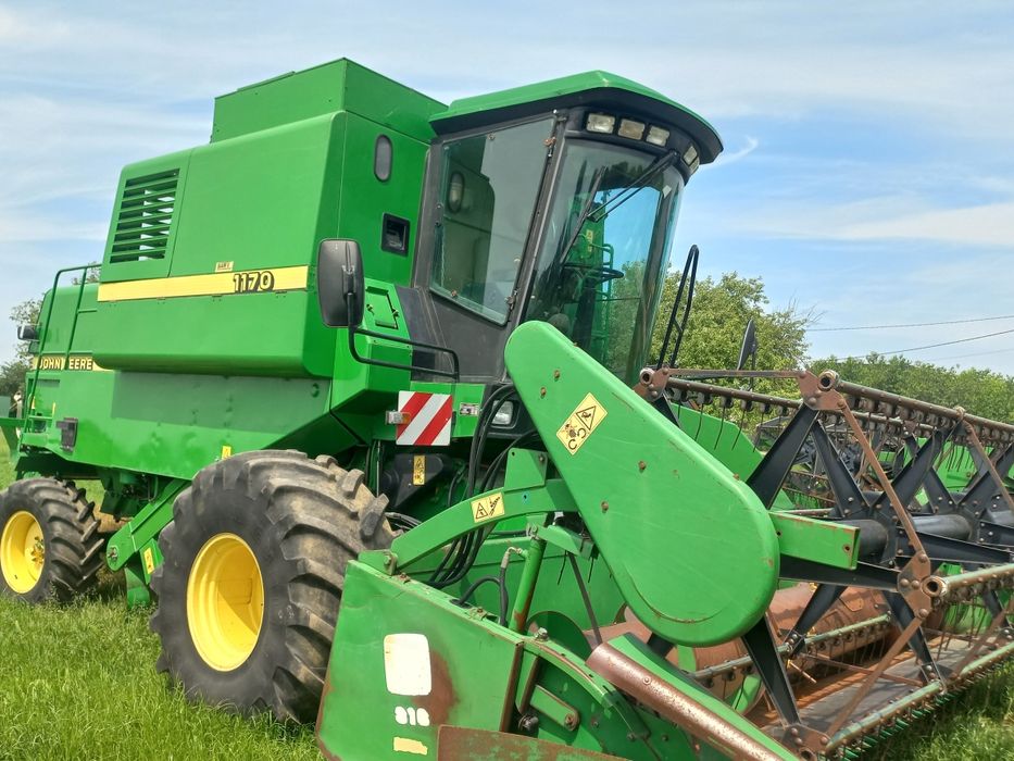 Продам зернозбиральний комбайн John Deere 1170