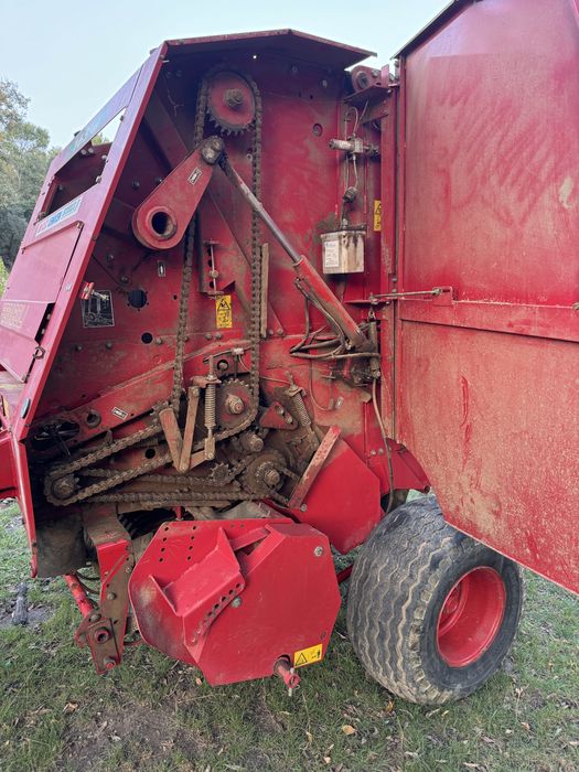 Enfardadeira de rolos