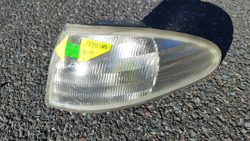 Вказівник поворотів лівий Ford Mondeo модель з 1993 року