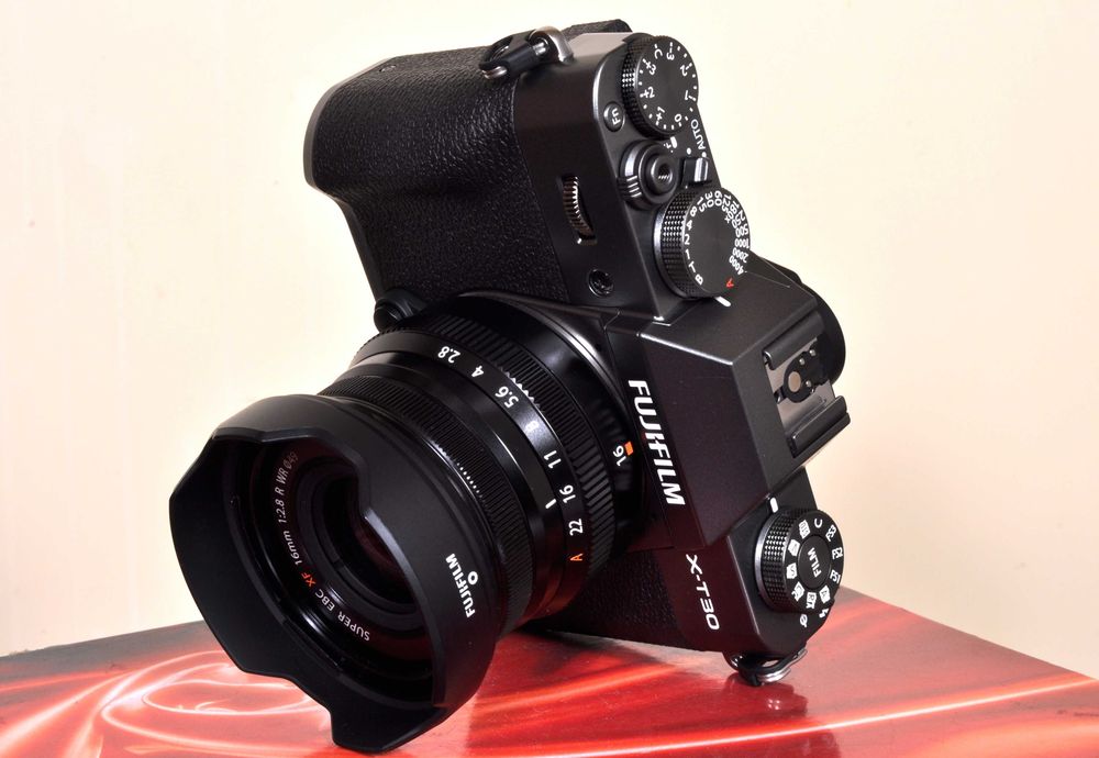 Fuji X-T30III nova, zero fotos, fatura + Fuji XF 16mm F: 2.8 WR. Garantia PT