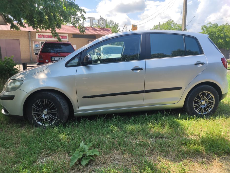 Продам Volkswagen Golf Plus 1.6 MPI  2006год