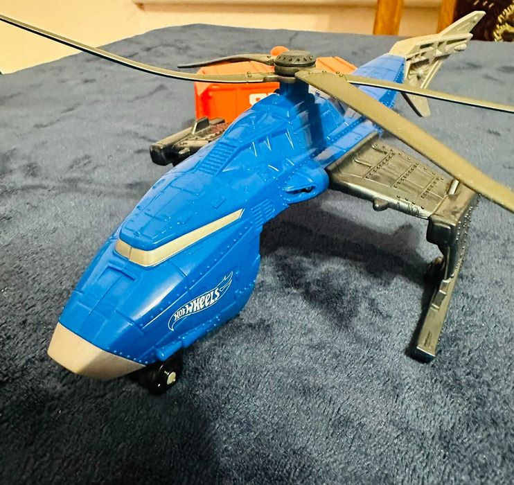 Ігровий набір Hot Wheels Super S.W.A.T. Copter з контейнером. Оригінал