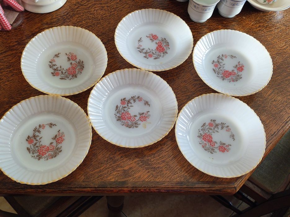 Various vintage plates434199544663920642