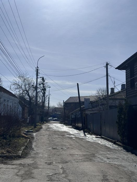 Продаж частини будинку, пров. Любові