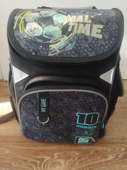 Шкільний рюкзак 1-4 клас