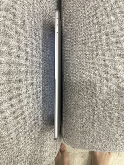 Apple iPad 6 Air 2 Wi-Fi 128GB Space Gray (MR7J2) бу