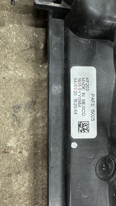 Дифузор вентиляторов Мазда 3 bp , cx-30