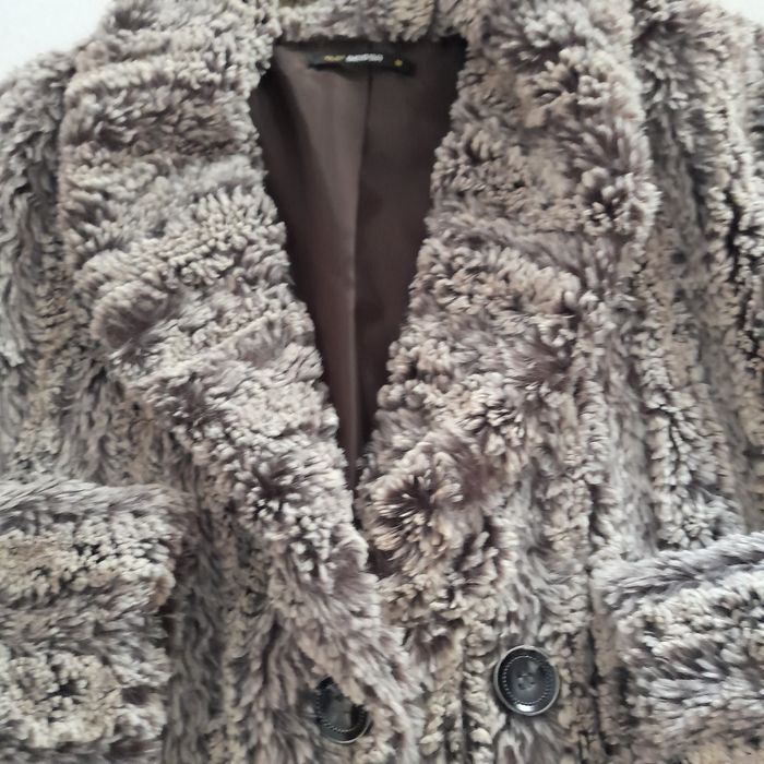 Casaco  curto de senhora  quentinho