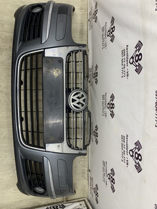 Бампер передній Volkswagen Golf 5 V універсал гольф 5 сірий LD7X