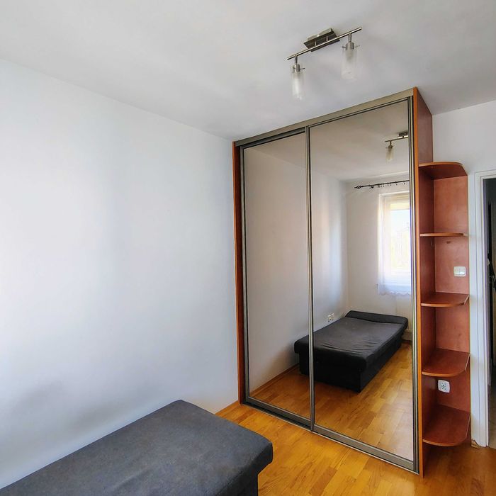 Jednooosobowy pokój do wynajęcia dla studenta lub osoby pracującej.