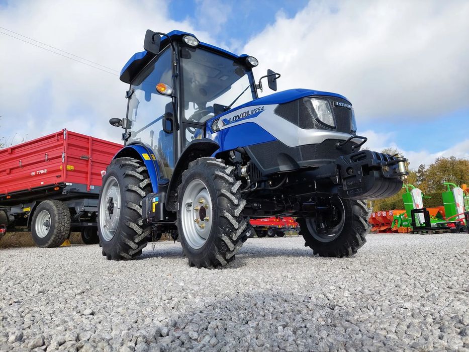 Lovol M254  Fabrycznie Nowy Rok 2025 Lovol M254 moc 25KM Kab.