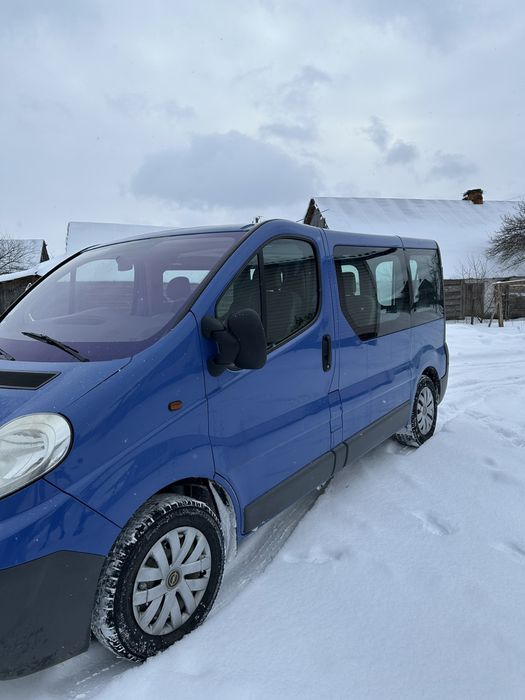 Опель віваро 2.0