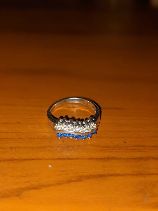 Серебряное кольцо с фианитами
