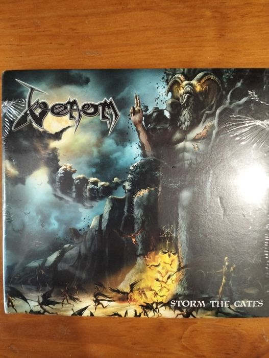 CD Venom - Storm The Gates'