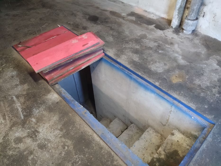 Гараж,кооператив Дачні  з підвалом і 0 поверхом... .