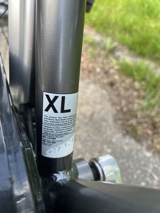 Rower elektryczny GIANT TWIST koła 28 cali zadbany