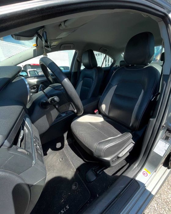 Toyota Avensis 2016 para peças!