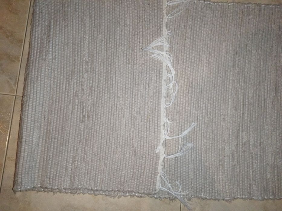 Gray-colored rug423055377165854723