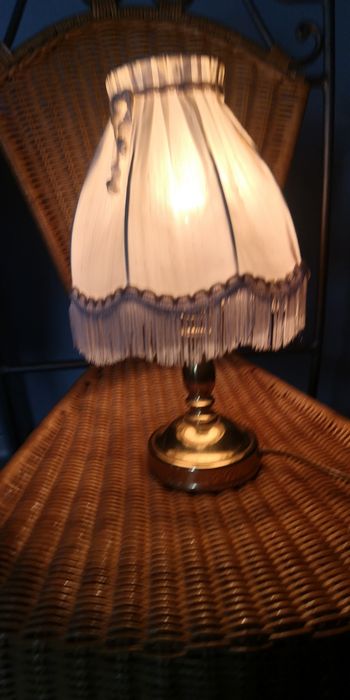 Lampka nocna idealna do sypialni w stylu Retro  Vintage PRL
