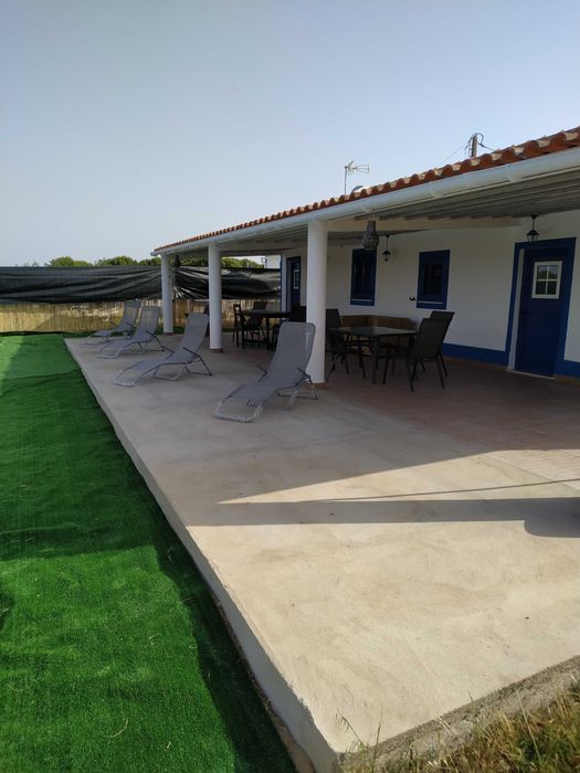 Aluga se casa em Grândola ( Silha do pascoal )